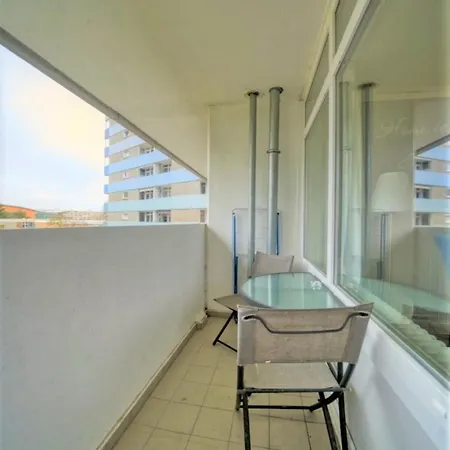 - Haus O, App 0o0106